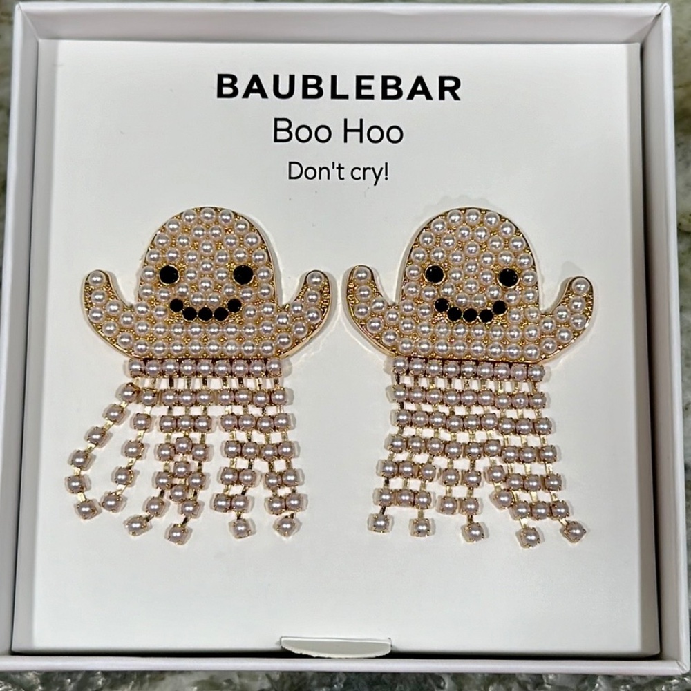 BaubleBar Boo Hoo Don't Cry Dancing Ghost Pearl Halloween Moving Earrings Viral